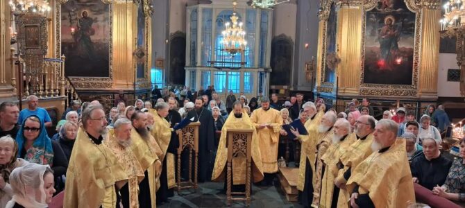 Акафист святителю Спиридону Тримифунтскому Акафист святителю Спиридону Тримифунтскому